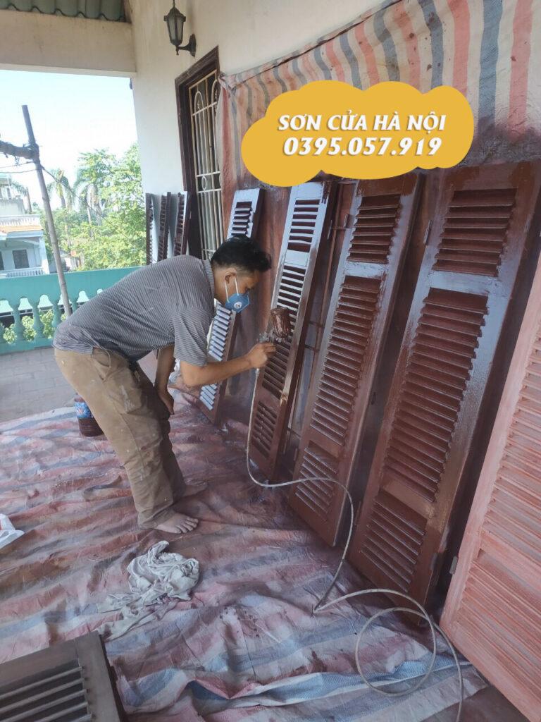 Dịch vụ Sơn cửa gỗ tại Tây Hồ